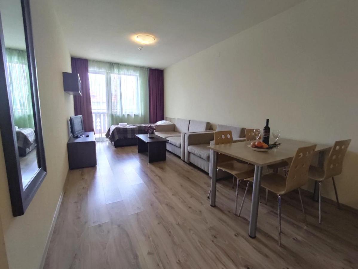 Nevada Aparthotel Παμπόροβο Εξωτερικό φωτογραφία