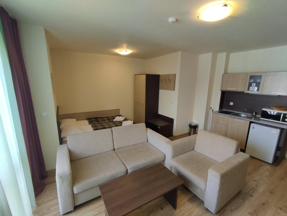 Nevada Aparthotel Παμπόροβο Εξωτερικό φωτογραφία
